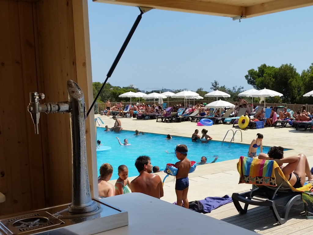 Pool Bar Piscina Cala Gogo