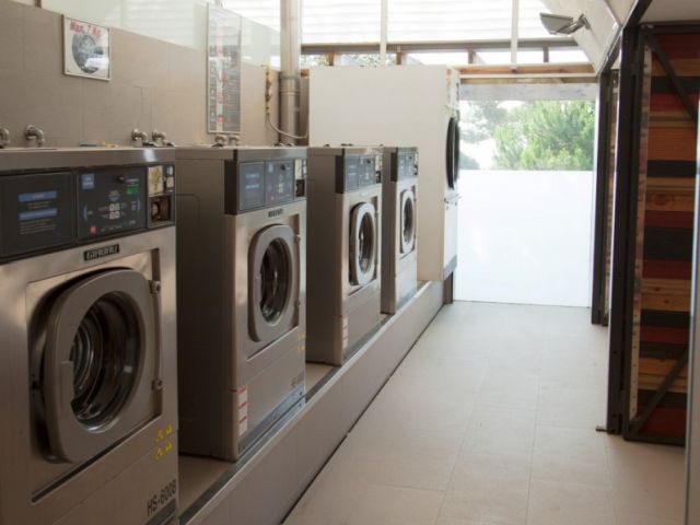 Laundry Camping Cala Gogo